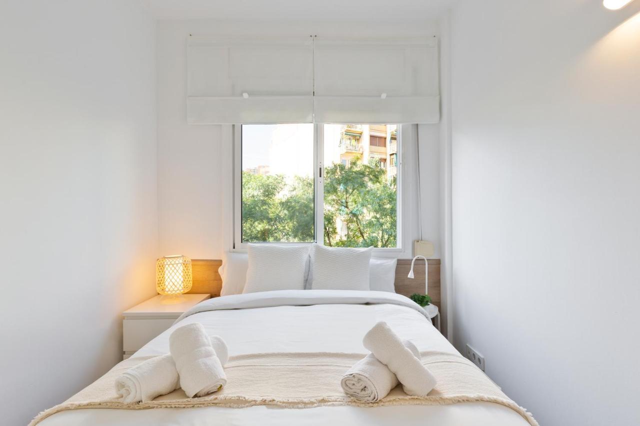 Suites Barcelona Park Gueell Экстерьер фото