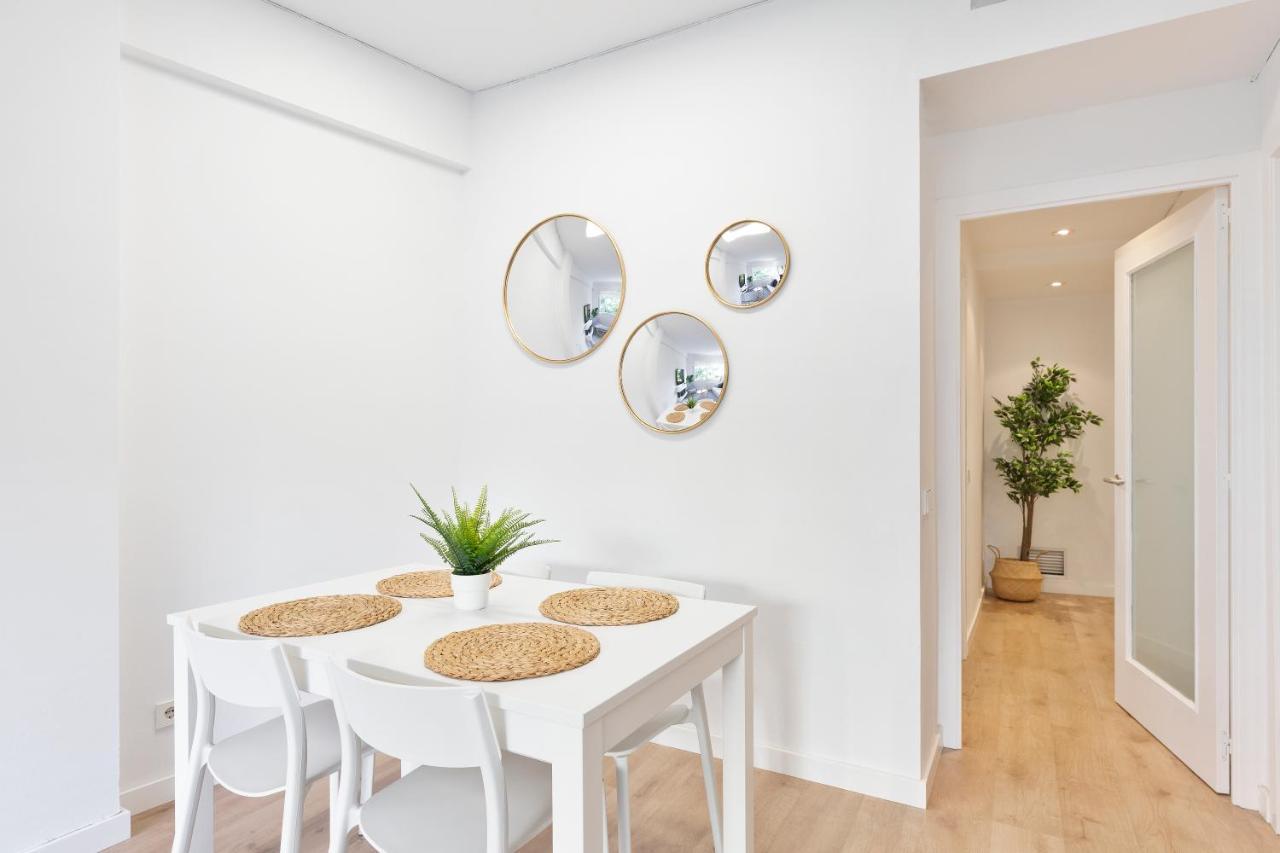 Suites Barcelona Park Gueell Экстерьер фото